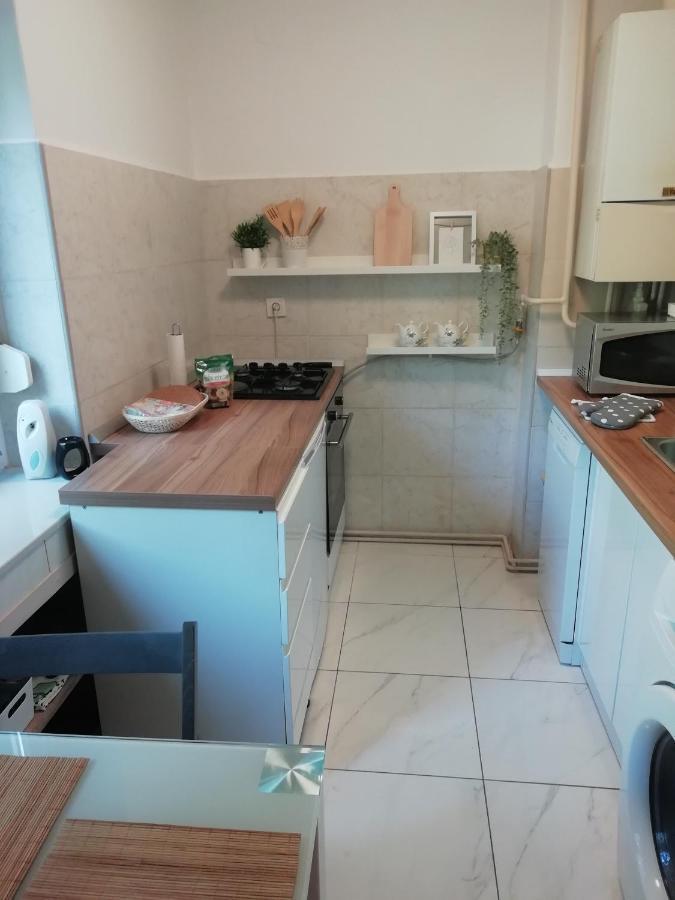Sarmantni Apartman Malecka Zagreb Ngoại thất bức ảnh